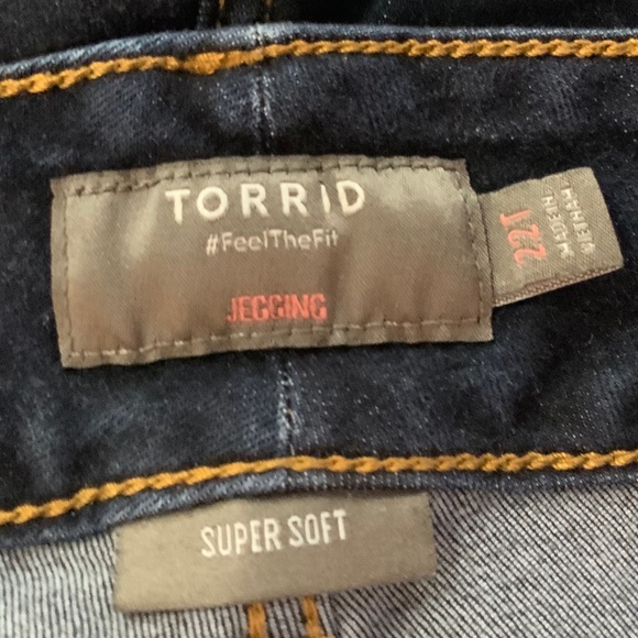 TORRID JEGGING FIRST AT FIT PLUS SIZE 22T - Picture 8 of 10